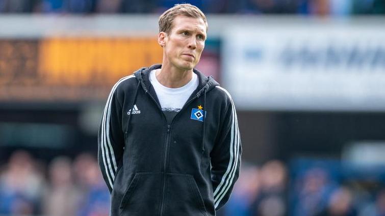 Ist noch Trainer beim HSV: Hannnes Wolf Ist noch Trainer beim HSV: Hannnes Wolf