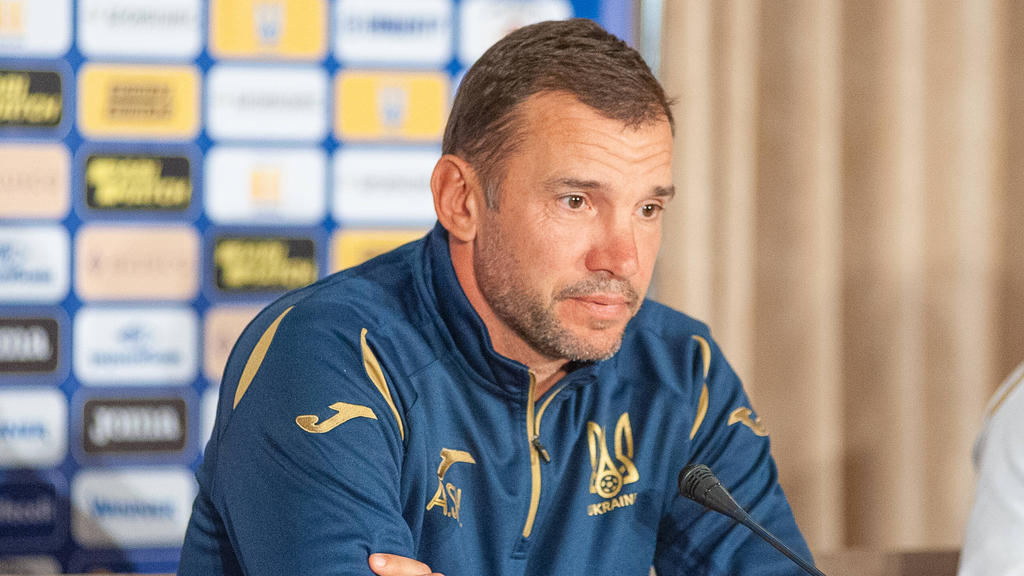 Ukraine-Coach Andriy Shevchenko bekommt kaum noch eine Mannschaft zusammen
