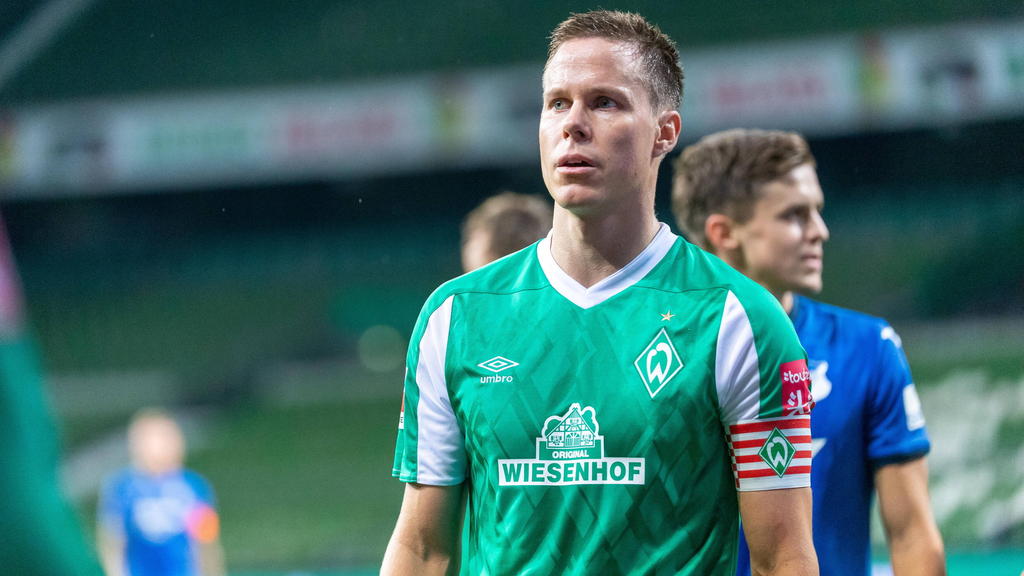 Suchte den Austausch mit Werder-Coach Florian Kohfeldt: Niklas Moisander