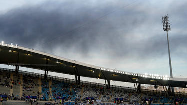 Vor dem Champions-League-Finale sind Rauchschwaden am Atatürk-Olympiastadion vorbeigezogen