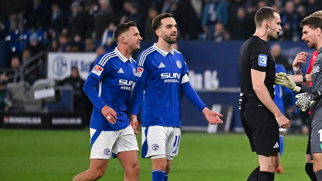 Paul Seguin (l.) vom FC Schalke 04 steht bei Hertha BSC hoch im Kurs Paul Seguin (l.) vom FC Schalke 04 steht bei Hertha BSC hoch im Kurs