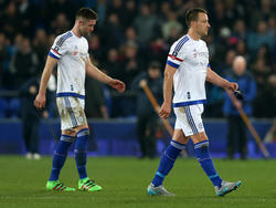 Kapitän John Terry (r.) wird nach dieser Saison wohl von Bord gehen