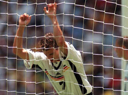 Confed-Cup '99: Brasilien führt Deutschland vor