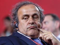 Platini tijdens de loting van het WK 2018. (25-07-2015)