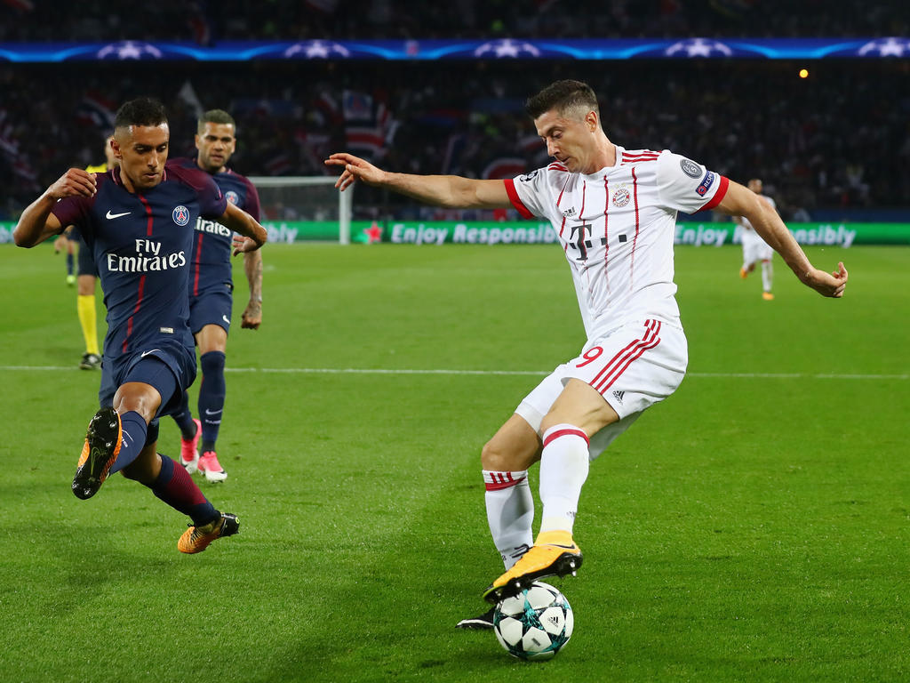 Bayern-Stürmer Robert Lewandowski wird wohl seinen Vertrag erfüllen müssen
