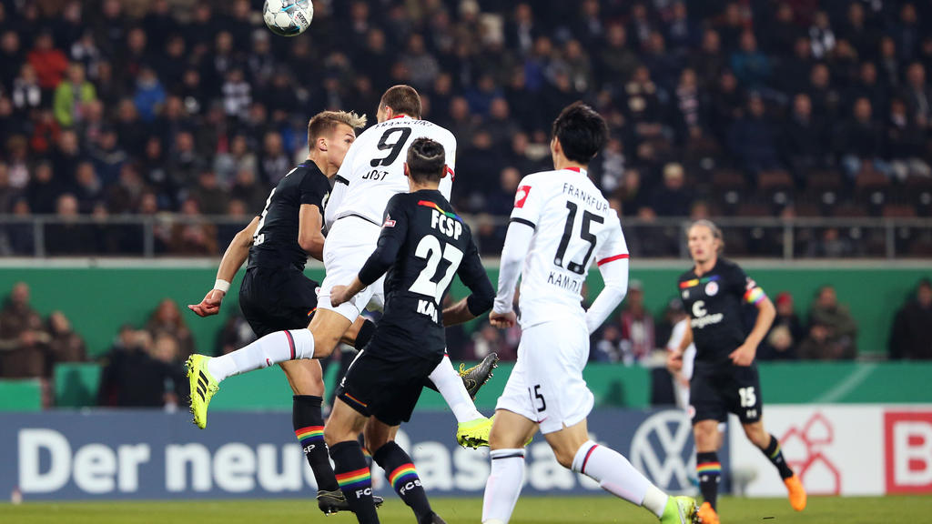 Bas Dost traf doppelt für Eintracht Frankfurt