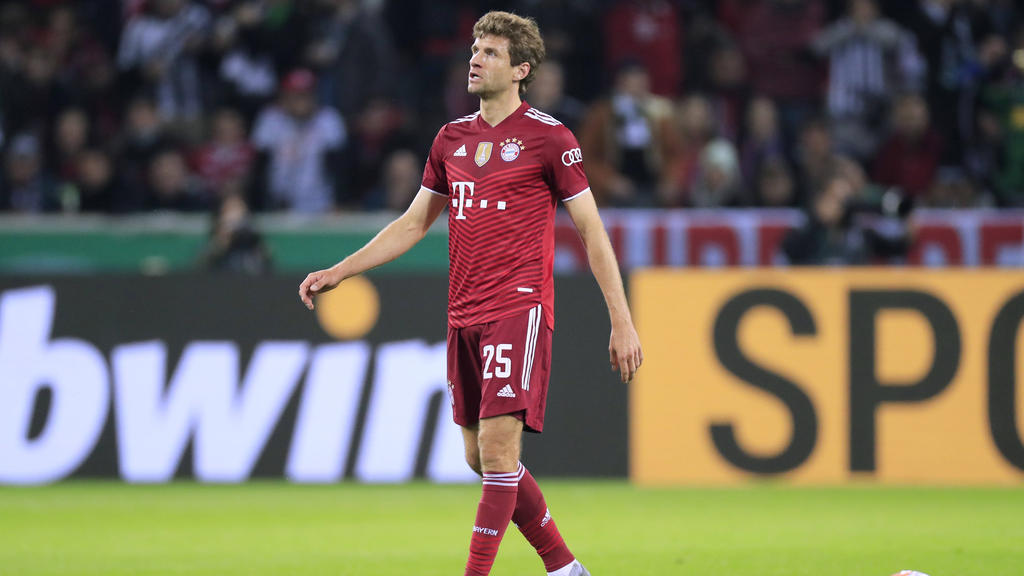Thomas Müller ist mit dem FC Bayern aus dem DFB-Pokal ausgeschieden Thomas Müller ist mit dem FC Bayern aus dem DFB-Pokal ausgeschieden