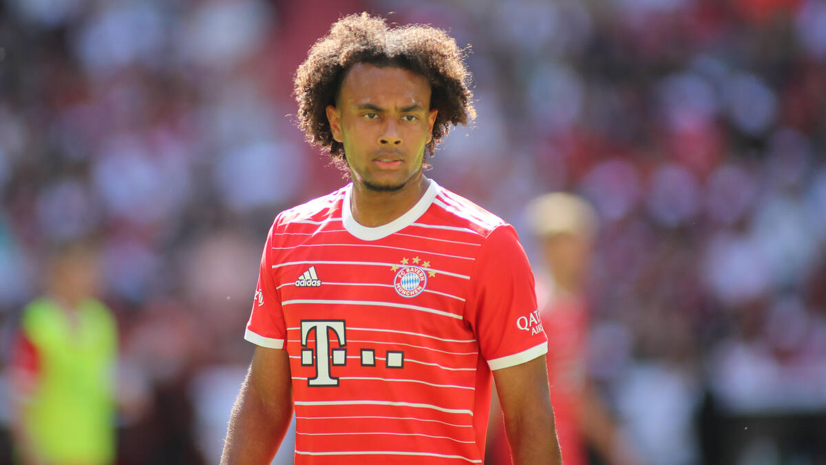 Joshua Zirkzee không thể khẳng định mình ở FC Bayern