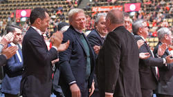 Uli Hoeneß (r.) ist der Ehrenpräsident des FC Bayern