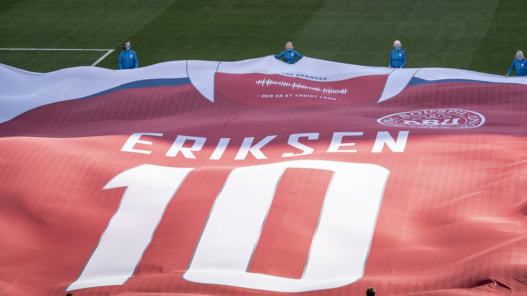 Christian Eriksen wurde im Rahmen des EM-Spiels zwischen Belgien und Dänemark in Kopenhagen geehrt