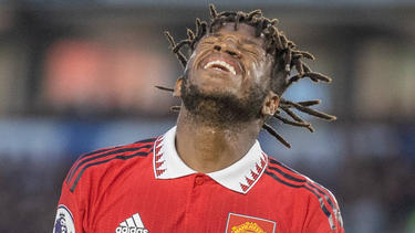 Manchester United verlor durch einen späten Elfmeter