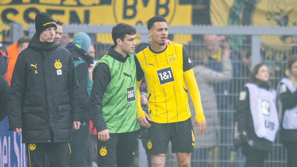 Felix Nmecha (r.) gilt beim BVB eigentlich nicht als Verkaufskandidat Felix Nmecha (r.) gilt beim BVB eigentlich nicht als Verkaufskandidat