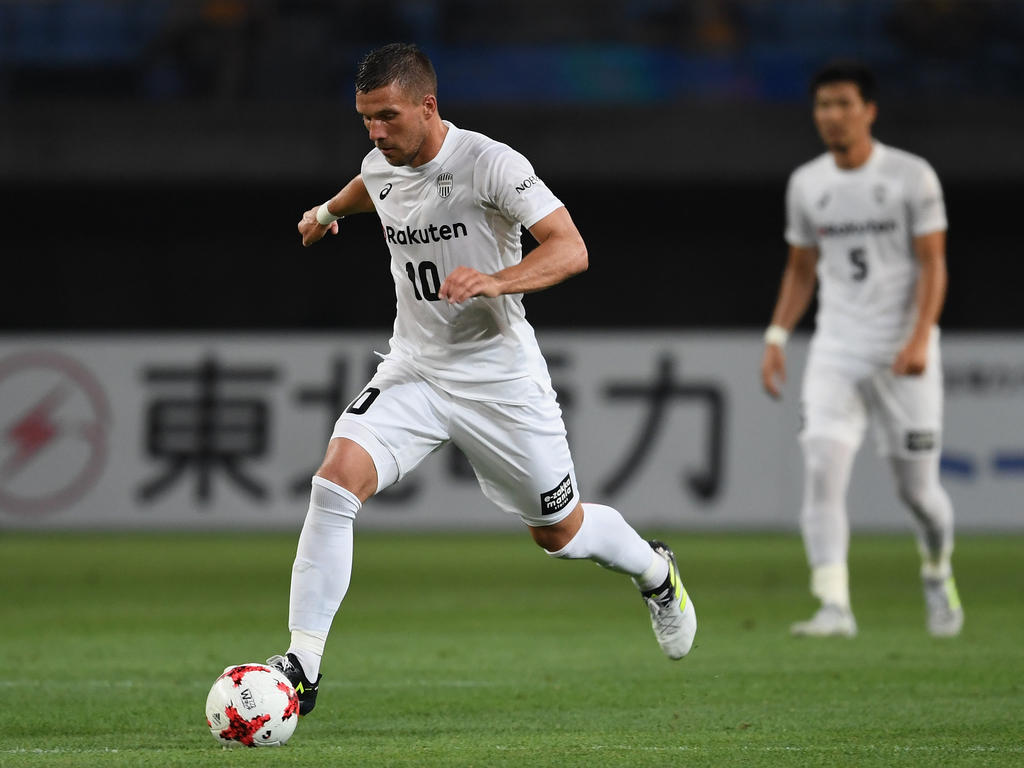 Verbesserte sich mit Vissel Kobe in der J-League auf Platz sechs: Lukas Podolski