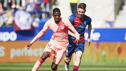 Ousmane Dembélé (l.) konnte gegen Huesca keinen Treffer erzielen