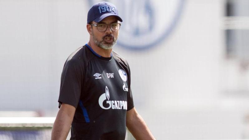 Schalke-Trainer David Wagner bringt die Spieler in deren eigenen Wänden zum Schwitzen Schalke-Trainer David Wagner bringt die Spieler in deren eigenen Wänden zum Schwitzen