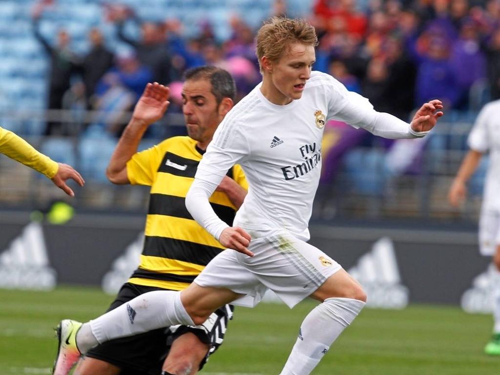 El Castilla de Martin Ødegaard es segundo a seis puntos del Barakaldo en el grupo II. (Foto: Imago)