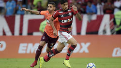 Diego vs. Lucas Paqueta