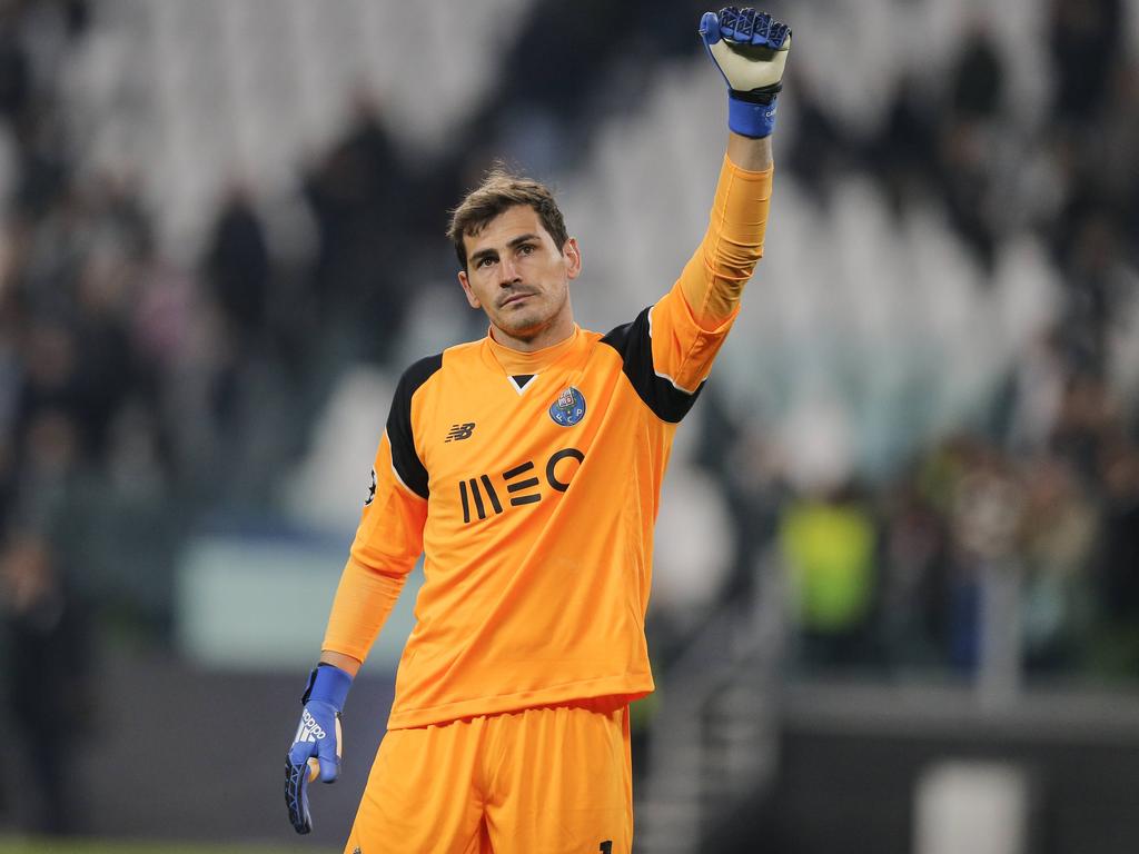 Casillas zog mit dem Spiel in Turin an Maldini vorbei