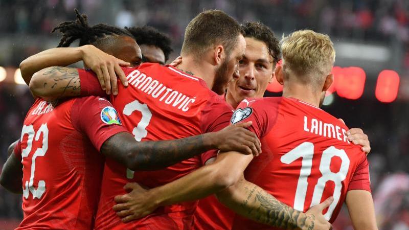 Österreichs Spieler feiern den 6:0-Kantersieg gegen Lettland Österreichs Spieler feiern den 6:0-Kantersieg gegen Lettland