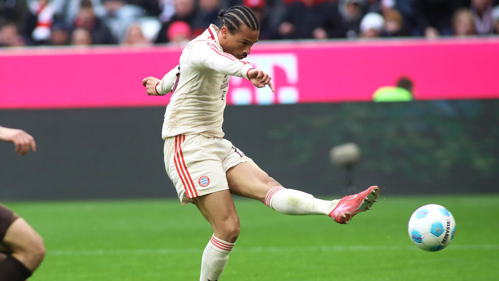 Sané traf in der zweiten Halbzeit doppelt für den FC Bayern Sané traf in der zweiten Halbzeit doppelt für den FC Bayern