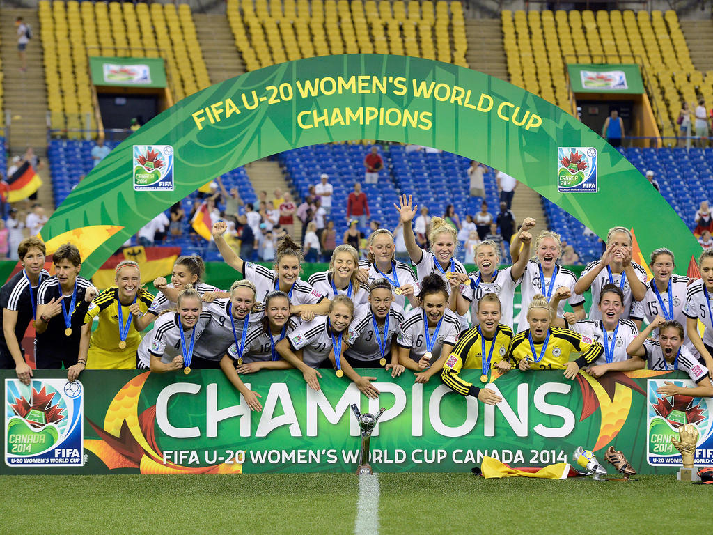 Weltmeister 2014 - Deutschlands U20-Frauen feiern in Kanada