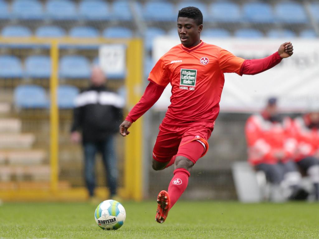 Manfred Osei-Kwadwo bleibt bei Kaiserslautern