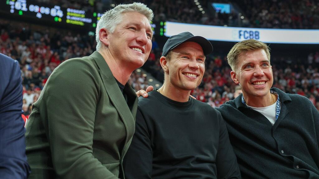 Holger Badstuber (M.) äußerte sich zu Borussia Dortmund Holger Badstuber (M.) äußerte sich zu Borussia Dortmund