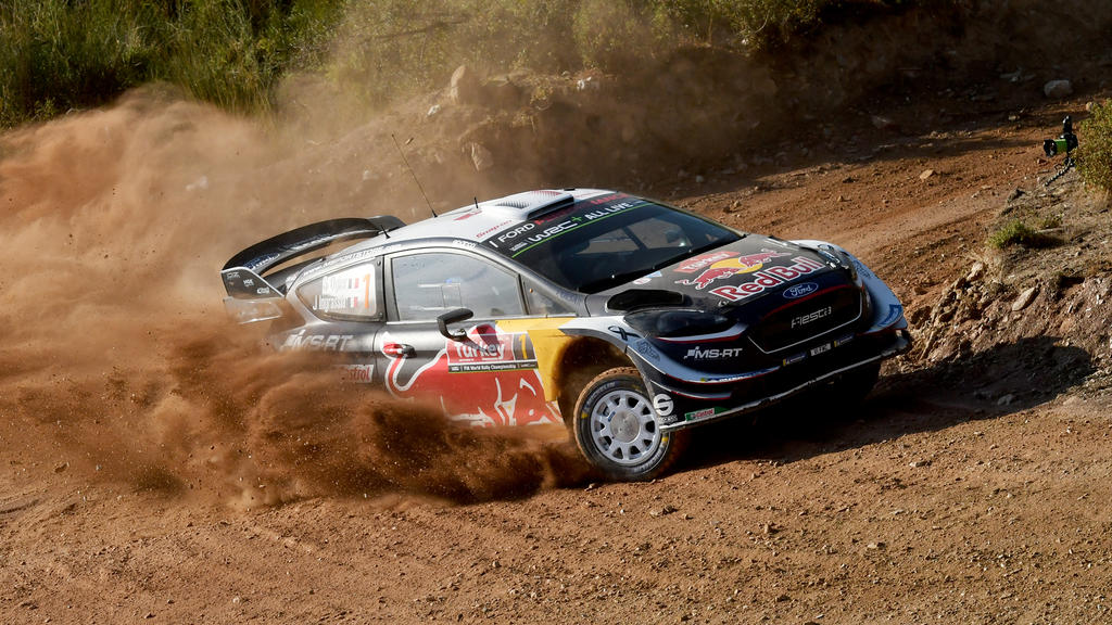 Thierry Neuville ist von zwei WRC-Titelrivalen 2018 für Sebastien Ogier Thierry Neuville ist von zwei WRC-Titelrivalen 2018 für Sebastien Ogier