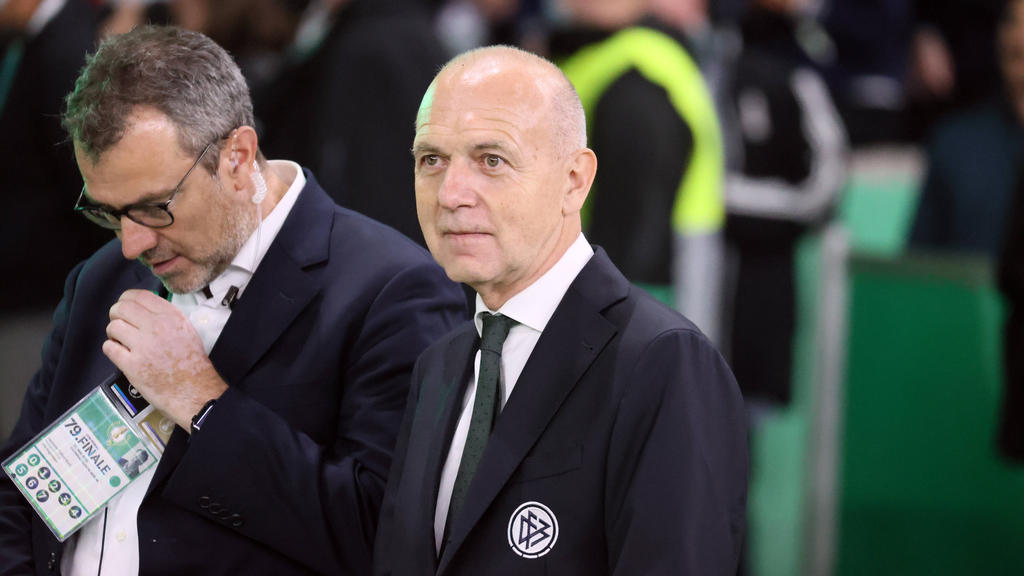 Bernd Neuendorf (r) ist seit 100 Tagen DFB-Präsident Bernd Neuendorf (r) ist seit 100 Tagen DFB-Präsident