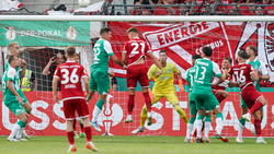 Knapper Sieg für Werder Bremen im DFB-Pokal