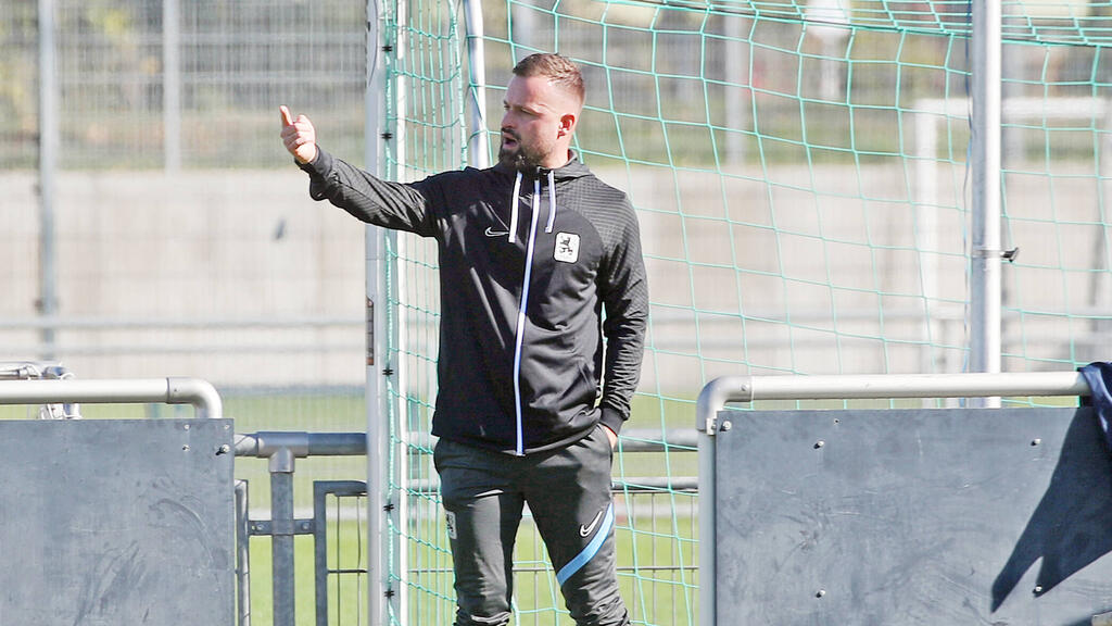 Felix Hirschnagl übernimmt die U19 des BVB Felix Hirschnagl übernimmt die U19 des BVB