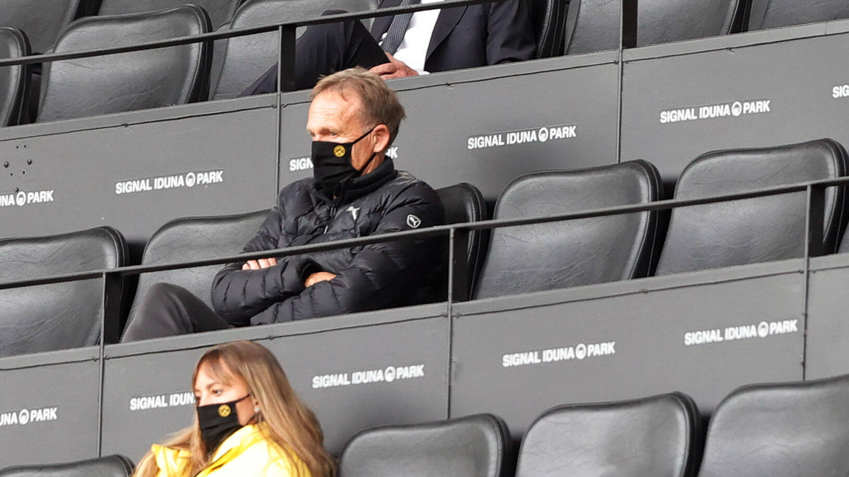BVB-Boss Hans-Joachim Watzke hat sich zum Handspiel von Boateng geäußert BVB-Boss Hans-Joachim Watzke hat sich zum Handspiel von Boateng geäußert