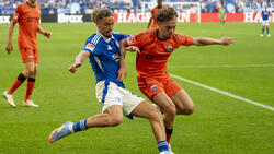 Taylan Bulut (l.) wird den FC Schalke 04 wohl verlassen