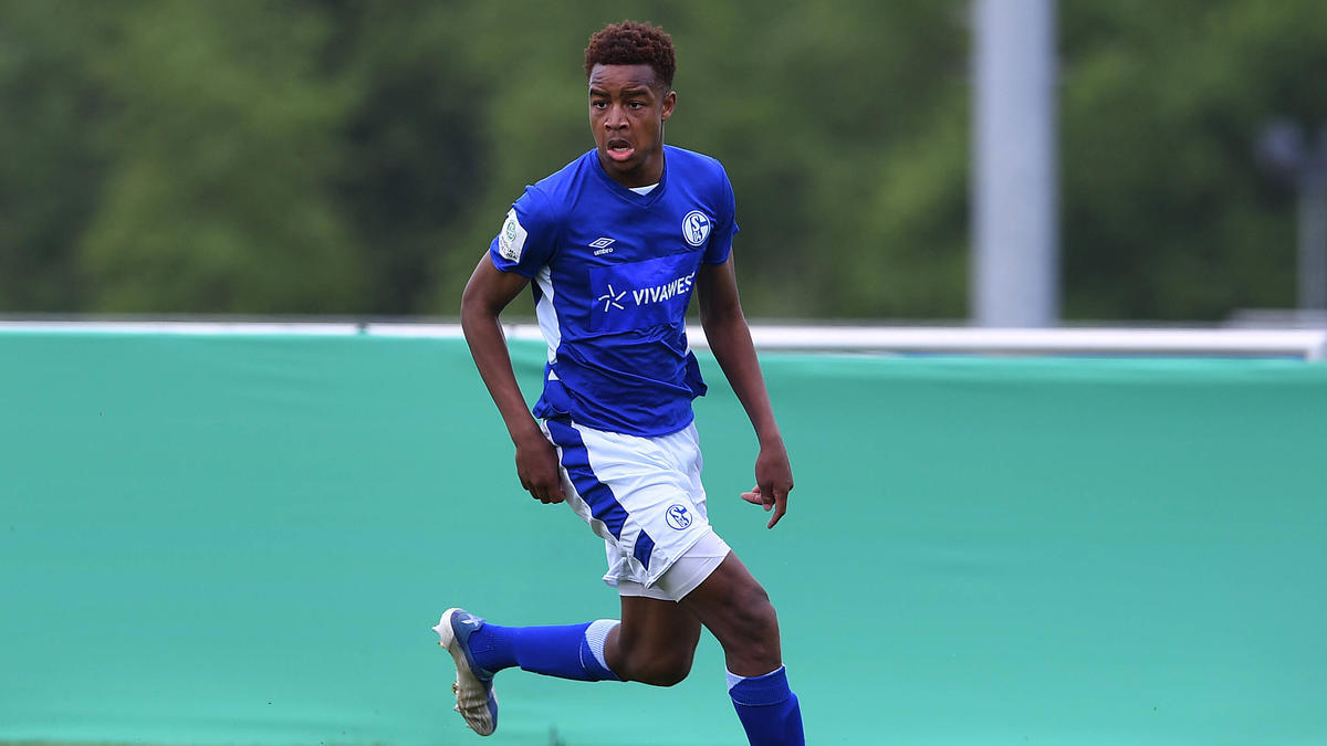 Assan Ouédraogo bindet sich an den FC Schalke 04