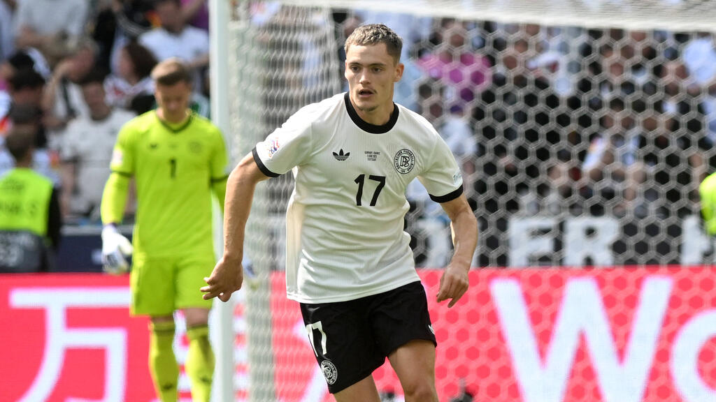 Florian Wirtz wechselt von Bayer Leverkusen zum FC Liverpool Florian Wirtz wechselt von Bayer Leverkusen zum FC Liverpool