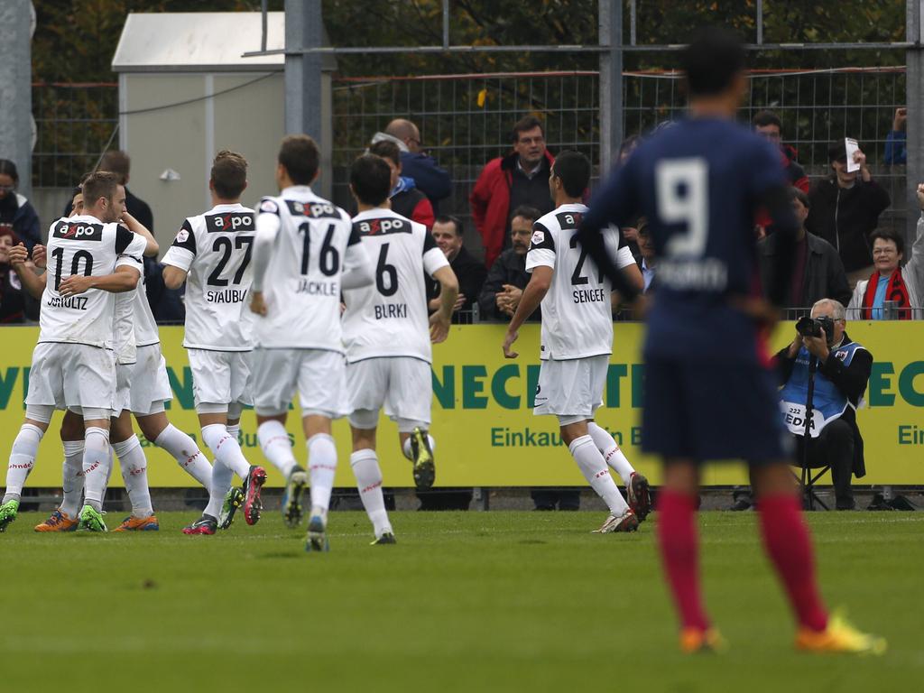 Der FC Aarau jubelt über den Sieg gegen den FC Zürich
