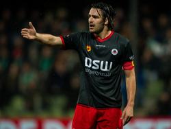 Sander Fischer geeft aanwijzingen tijdens FC Dordrecht - Excelsior. (17-1-2014)