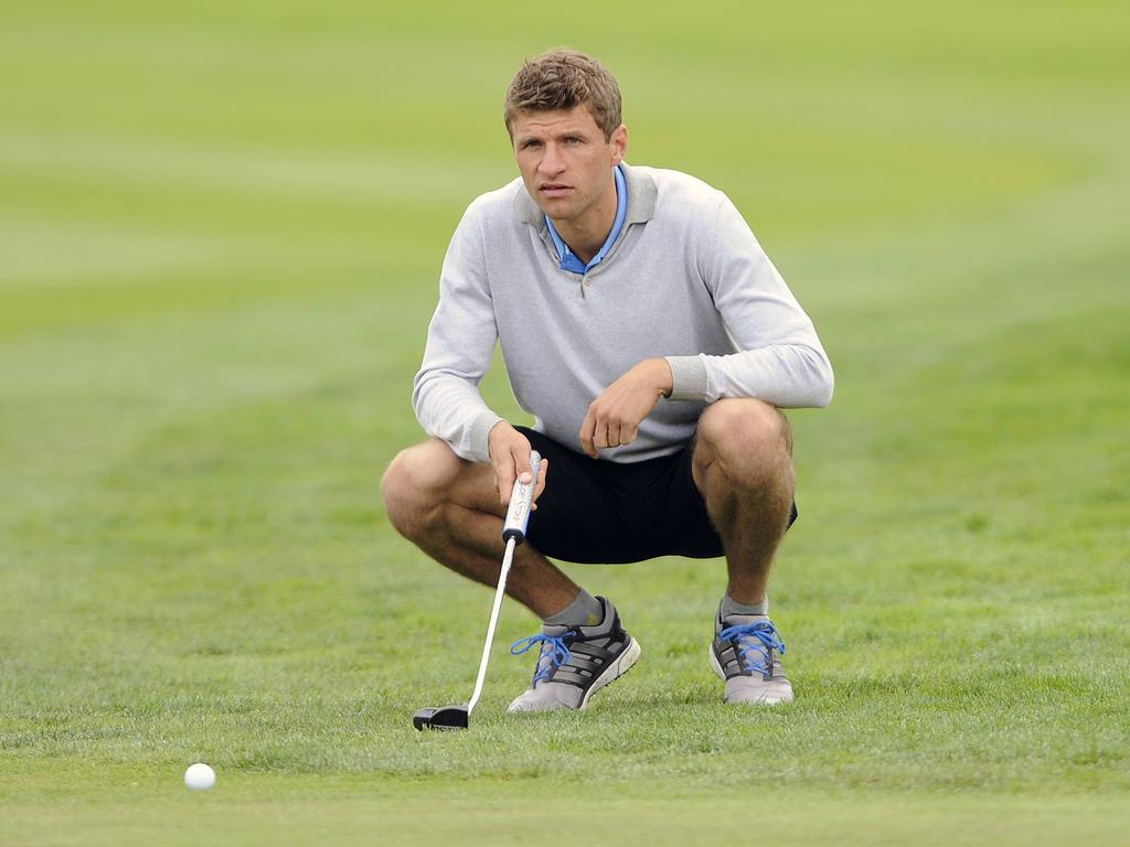 Thomas Müller beim Golfen