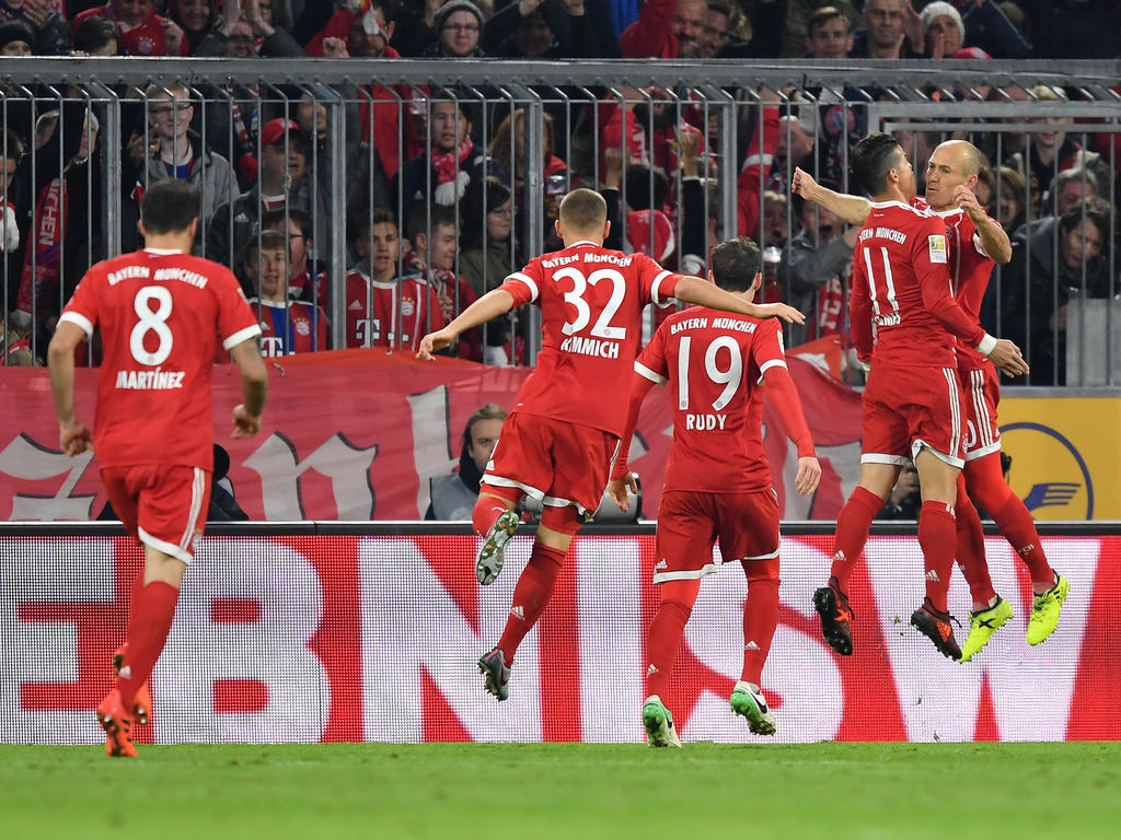 Bayern München besiegt RB Leipzig souverän