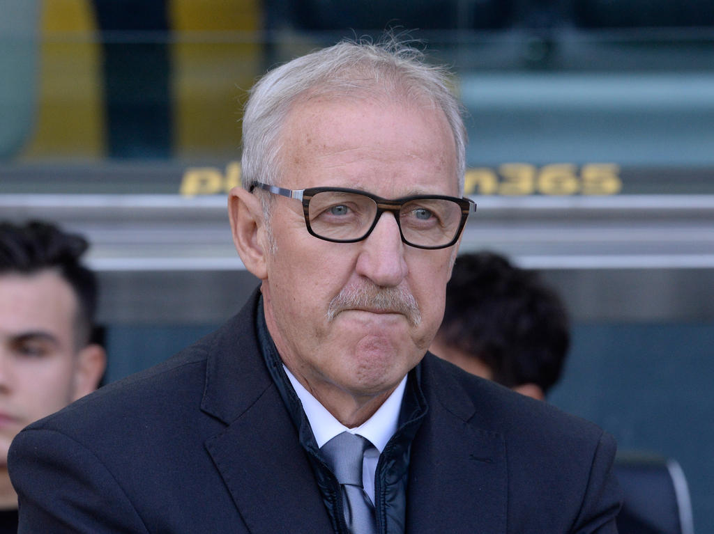 Luigi Del Neri deja el banquillo del Udinese. (Foto: Getty)