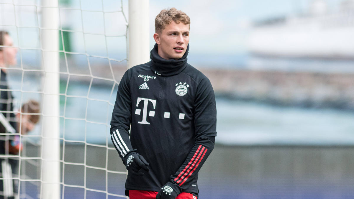 Jann-Fiete Arp wechselte vom HSV zum FC Bayern Jann-Fiete Arp wechselte vom HSV zum FC Bayern