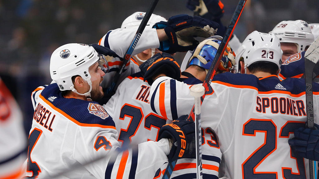 Die Edmonton Oilers setzten sich im Penalty-Schießen durch Die Edmonton Oilers setzten sich im Penalty-Schießen durch