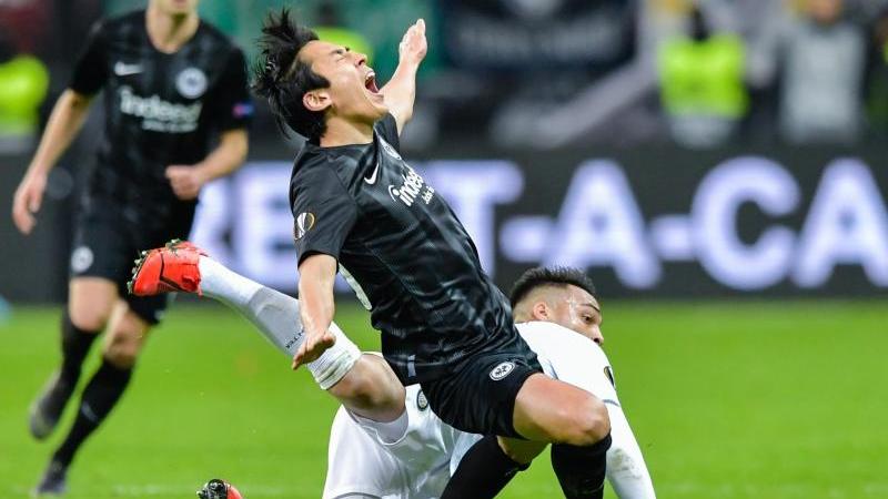 Makoto Hasebe zog sich gegen Inter einen Nasenbeinbruch zu Makoto Hasebe zog sich gegen Inter einen Nasenbeinbruch zu