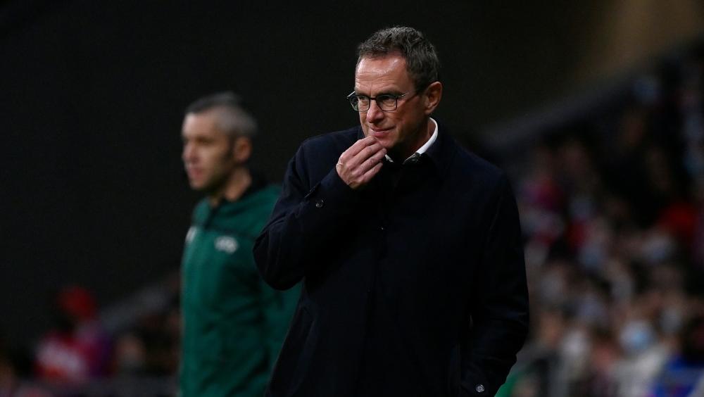 Ralf Rangnick kritisiert die Leistung seiner Mannschaft Ralf Rangnick kritisiert die Leistung seiner Mannschaft