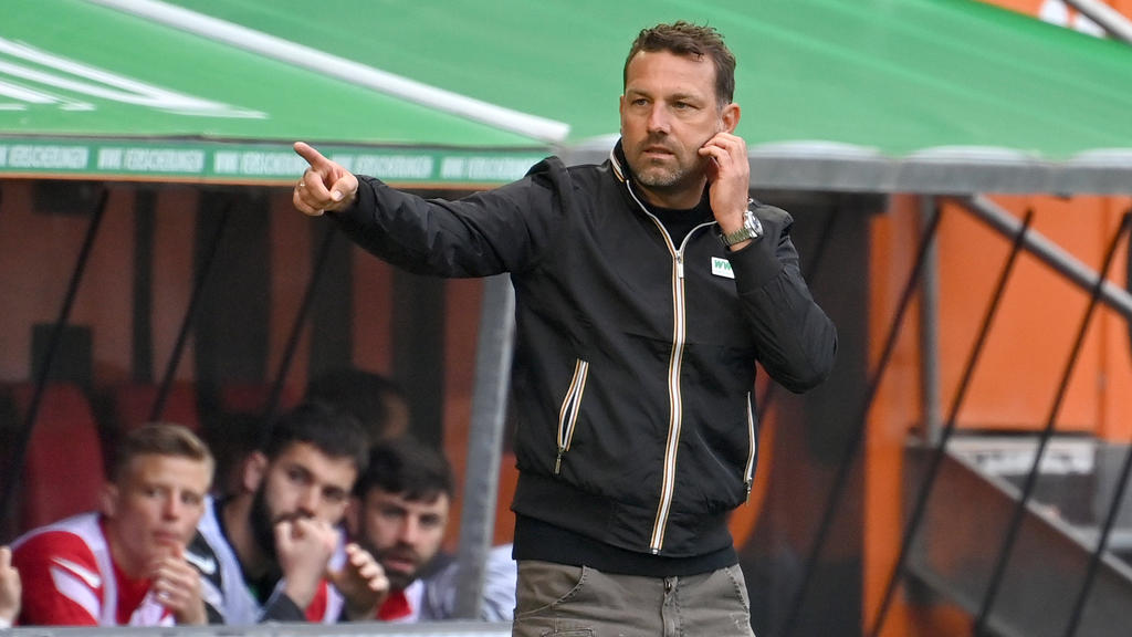 Weinzierl möchte gegen den 1. FC Köln den Klassenerhalt sichern