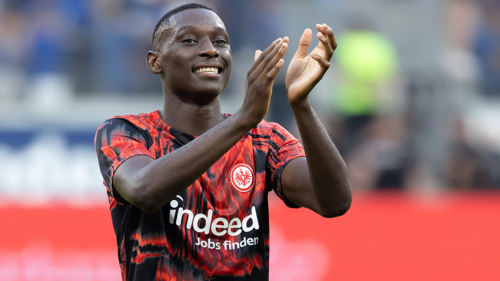 Eintracht Frankfurts Torjäger Randal Kolo Muani wird von PSG umworben