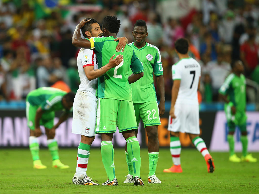 Нигерия иран. Реза Гучаннеджад. Иран Нигерия 0 1. Нигерия зеленый. Суя в Нигерии.