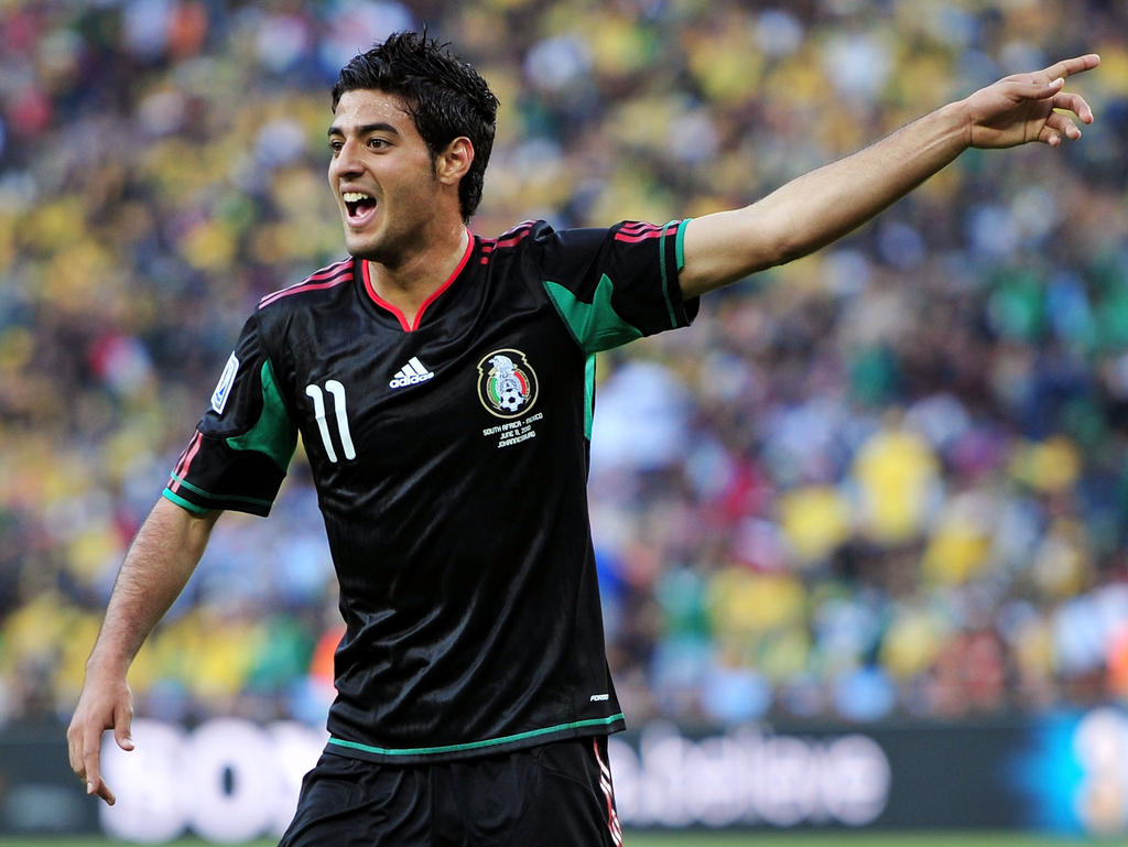 El delantero Carlos Vela volverá con México para jugar la Copa Oro. (Foto: Getty)