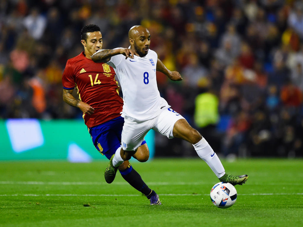 Thiago no puedo terminar el duelo frente a Inglaterra por molestias. (Foto: Getty)