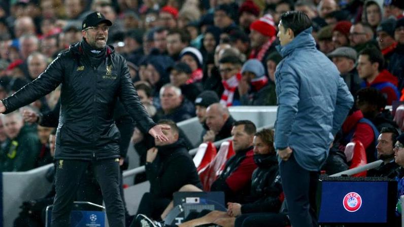 Emotional: Liverpool-Coach Jürgen Klopp (l.) und Bayern-Trainer Niko Kovac